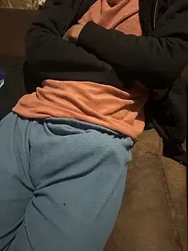 Stripchat Free Porn Cam of cowboy_420k