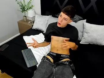 Stripchat Best live sex cam show of Gian_Rossi