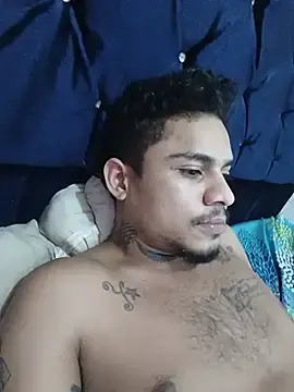 Stripchat Free Porn Cam of rich_dirty_sex69