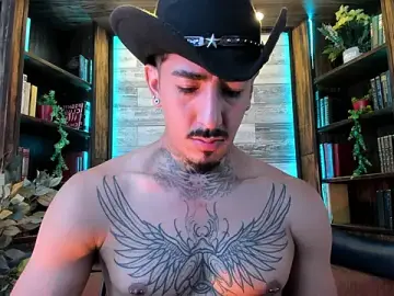 Stripchat Free Porn Cam of Donovan_Desmond