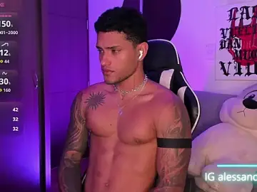Stripchat Nude Webcam of Alessandro_Vanni