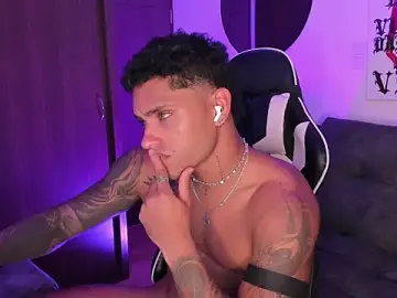 Stripchat Live Sex of Alessandro_Vanni
