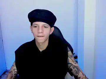 Stripchat Sex Chat of tylerrnova
