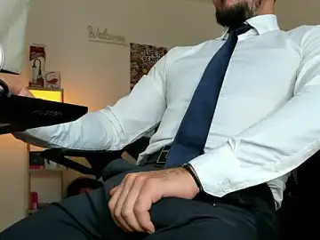 Stripchat Watch Live Sex Cams of marioslim