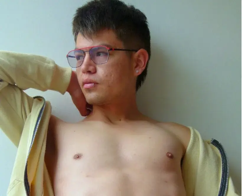 nicolatinboy