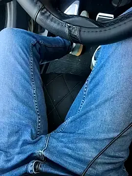 Stripchat Free Live Porn of MassiveMask