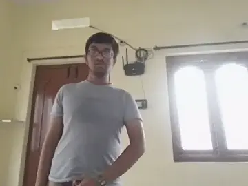 Stripchat Watch Live Sex Cams of THE_NAKED_BOY