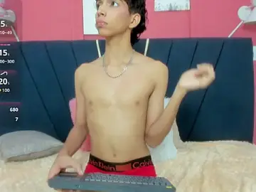 Stripchat Best live sex cam show of ero_boy41