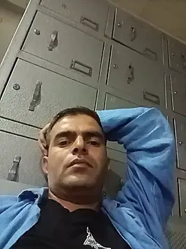 Stripchat Nude Webcam of SexyBoy7703