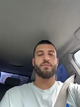 Stripchat Live Porn of Pablo_Hornyguy95