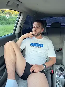 Stripchat Live Sex of Pablo_Hornyguy95