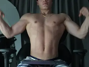 Stripchat Watch Live Sex Cams of Max_cortes1