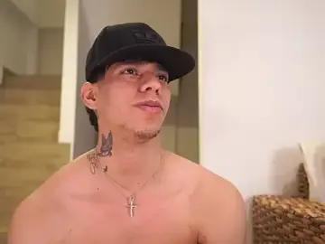 Stripchat Free Porn Cam of Josep_Davies