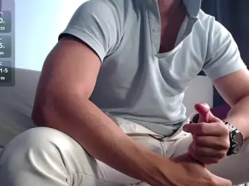 Stripchat Live Sex Cam of S3Xyes