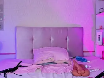 Stripchat Sex Cam of Creamy_Angelo