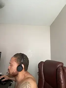 Stripchat Live Sex Cam of Fathero1time