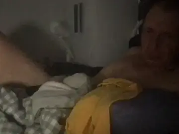 Stripchat Live Porn of MrBombasticxxx