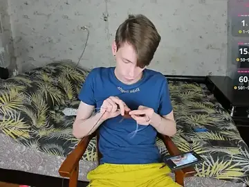 Stripchat Sex Cam of ERICK__DEEN
