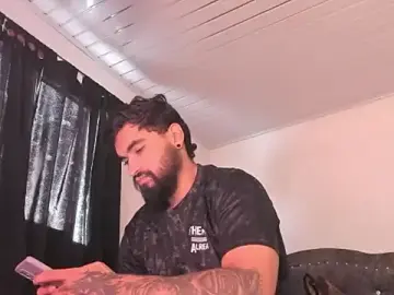 Stripchat Free Live Porn of Chrys_harris77