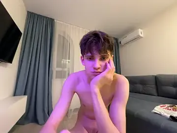 Stripchat Live Sex of Ryann_Desire