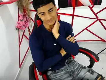 Stripchat Live Sex Cam of oliver-parker
