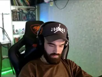 Stripchat Sex Cam of _Serious_Man