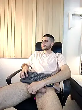 Stripchat Live Sex Cam of Rafael_Mendezz
