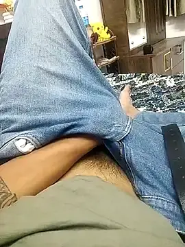 Stripchat Adult Video Chat of DarkPlayboy_aadi