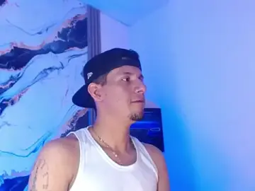 Stripchat Adult Webcam of Sebastian_Smith__