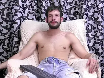 Stripchat Adult Webcam of LeonVane