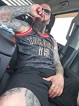 Stripchat Sex Chat of Beardedtattood