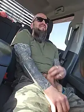 Stripchat Sex Chat of Beardedtattood