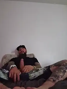Stripchat Live Sex of Beardedtattood