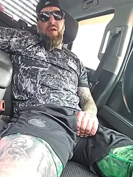 Stripchat Best live sex cam show of Beardedtattood