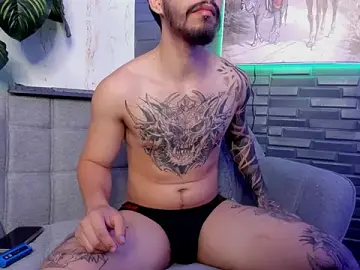 Stripchat Sex Cam of levi_wolf