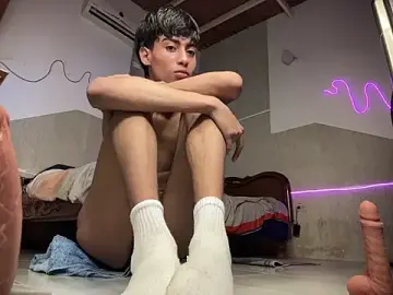 Stripchat Free Porn Cam of Mauuu18