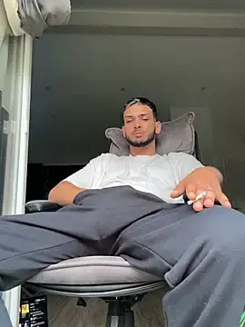 Stripchat Adult Video Chat of Gipsyboysteve