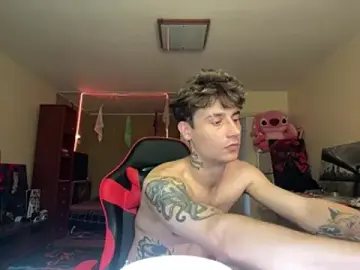 Stripchat Sex Cam of Mike_severi2