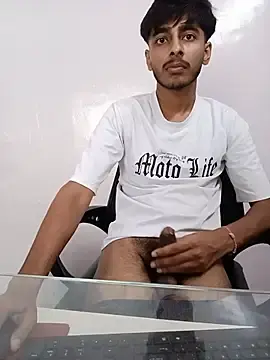 Stripchat Watch Live Sex Cams of ArckedlinerTempt