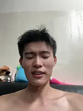 Stripchat Best Webcam of CalvinHY