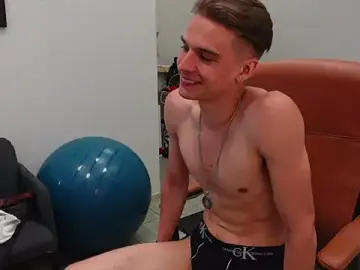Stripchat Nude Webcam of David_Heath