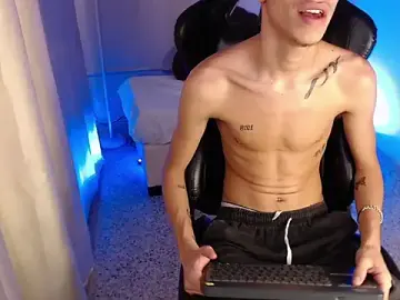 Stripchat Free Live Porn of YorYo_hot