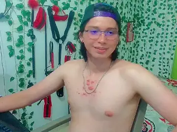 Stripchat Free Porn Cam of Andy_gray