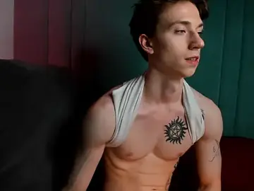 Stripchat Live Porn of ares_pallini