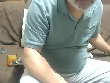 Stripchat Free Porn Cam of LiONTURK
