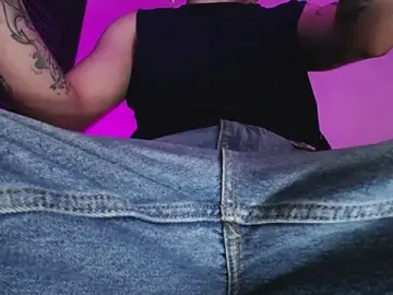 Stripchat Live Porn of zacwatson_