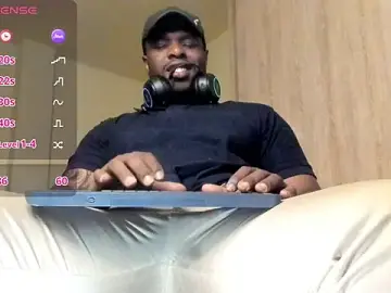 Stripchat Best live sex cam show of thomas_santtos1