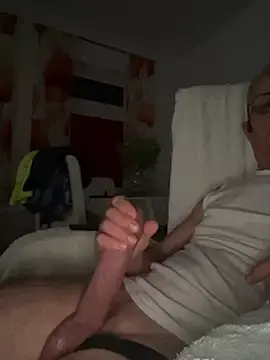 Stripchat Live Sex of Frank22xx
