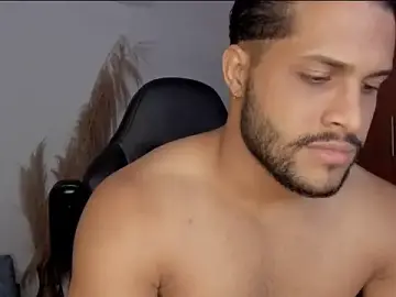 Stripchat Watch Live Sex Cams of Pier_Simons