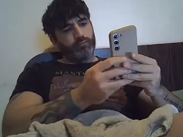 Stripchat Best live sex cam show of ozzypsico13